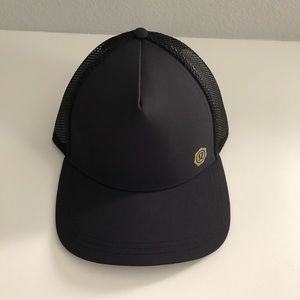 Lululemon Seawheeze Baller Hat